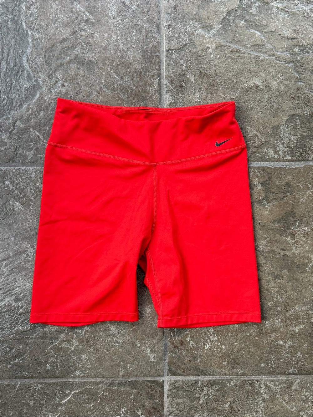 Nike Dri-Fit High-Waisted Women’s Red Performance Bike Shorts Large